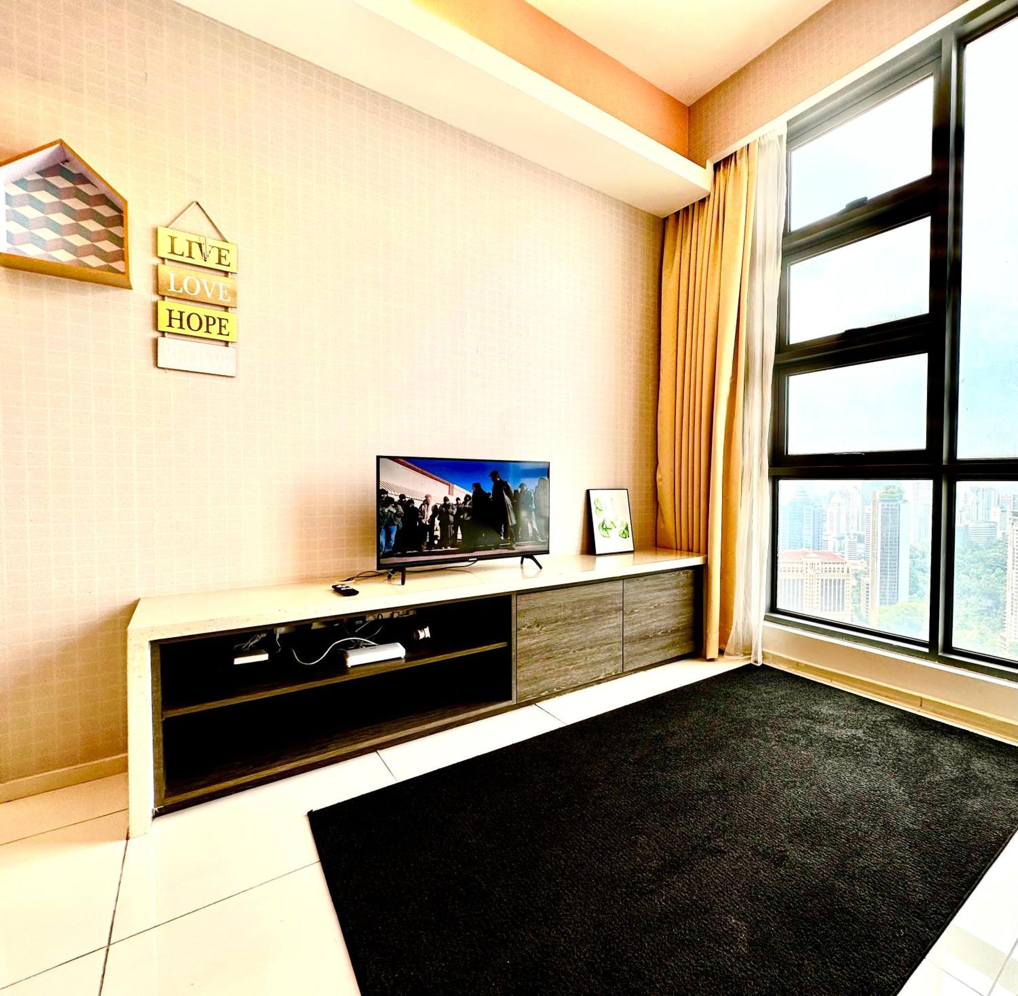 Weekly Promotion,The Robertson 2B At Bukit Bintang With Netflix Apartment Kuala Lumpur Ngoại thất bức ảnh